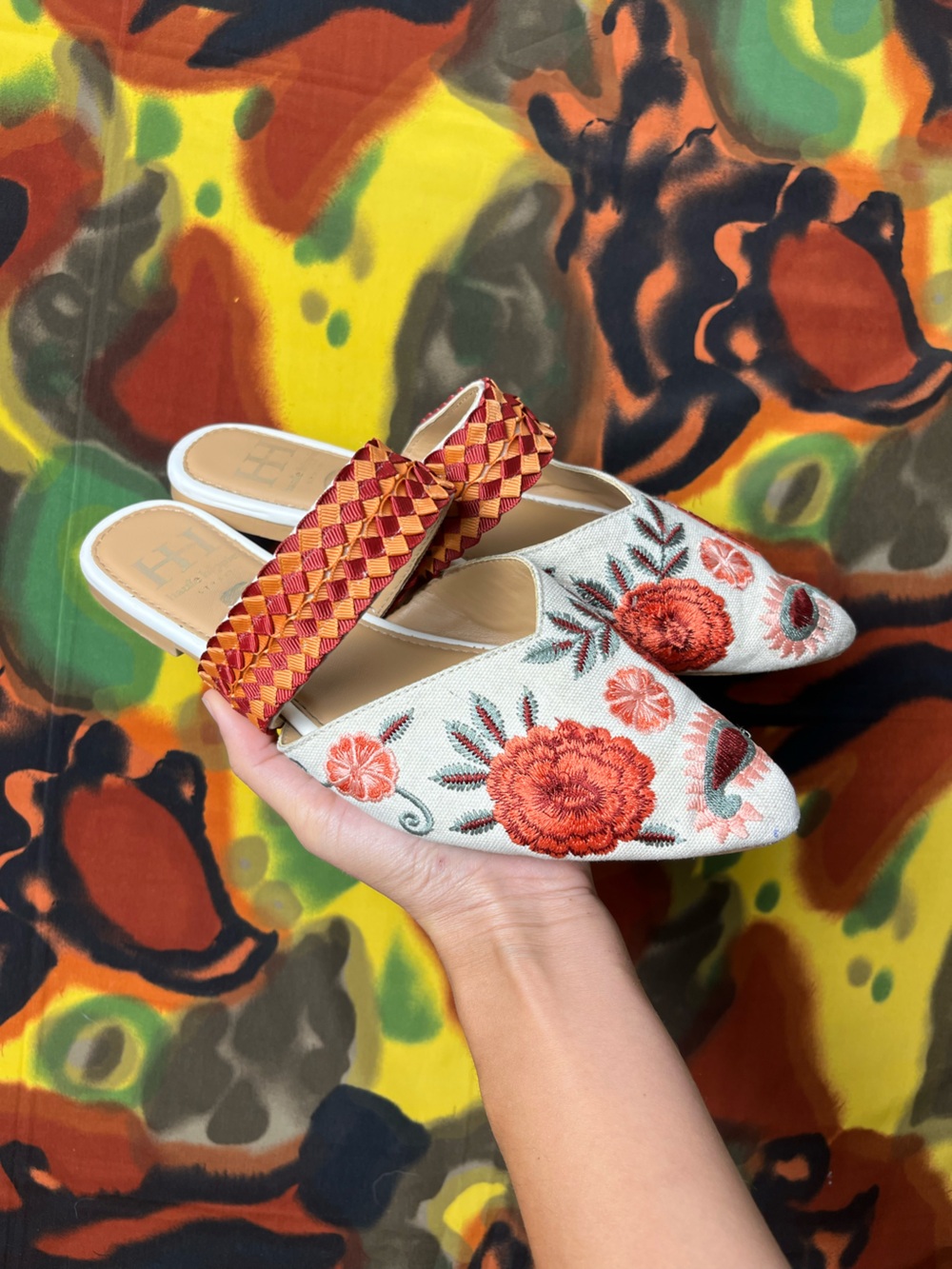 Haute Hippie red floral embroidered slip-on mules with woven strap women’s 7.5 - Picture 1 of 15